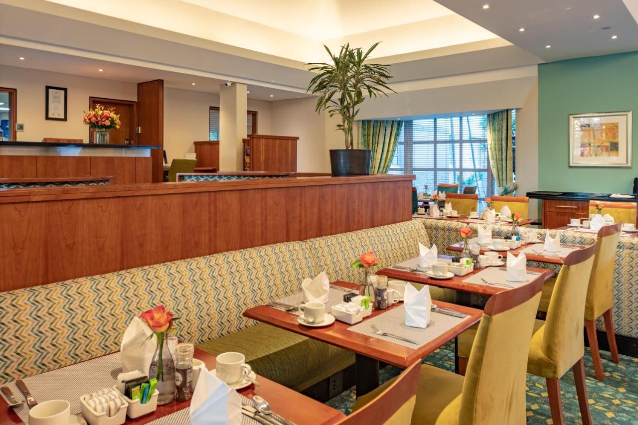 City Lodge Hotel Дурбан Экстерьер фото