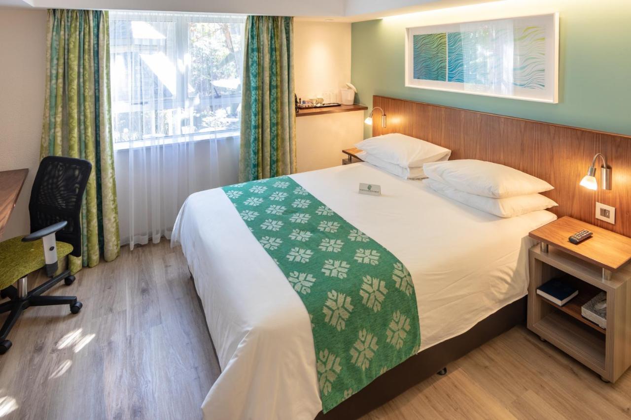 City Lodge Hotel Дурбан Экстерьер фото